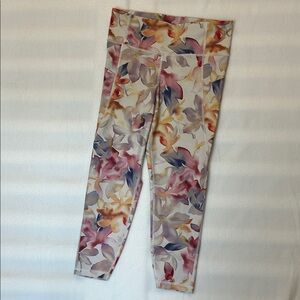 GapFit Leggings Medium Floral High Rise Blackout Workout Yoga Activewear